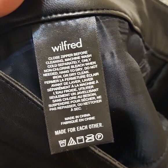 Aritzia Wilfred vegan leather pants size 4 - Picture 10 of 11